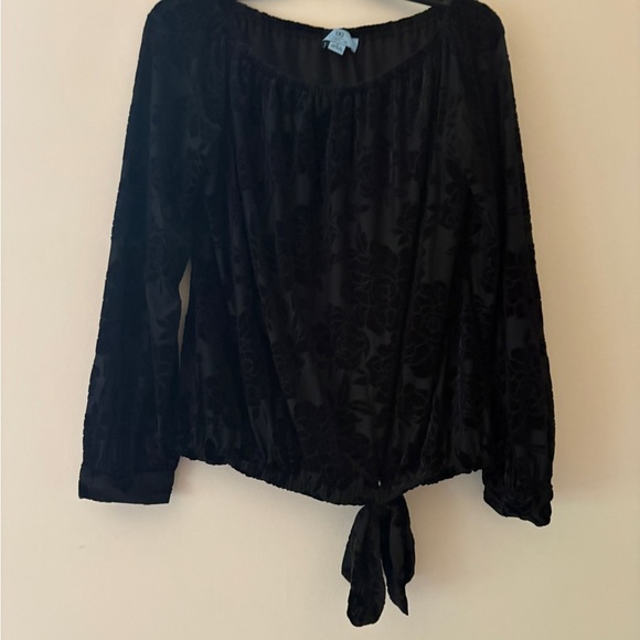 CeCe Black Burnout Velvet Floral Tie-Hem Blouse Size Small - Picture 1 of 4